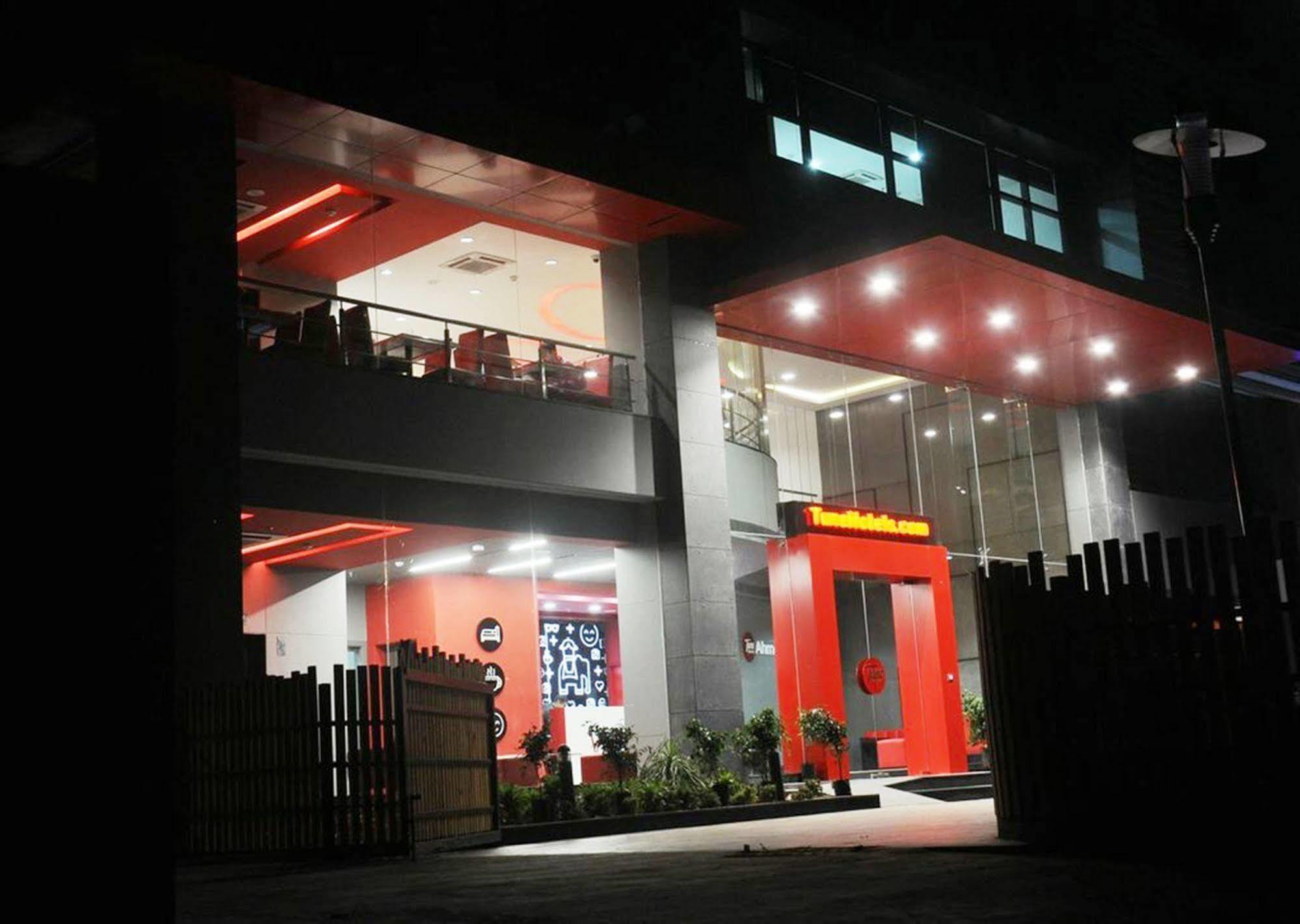 Mango Hotels Tune Ahmadabad Zewnętrze zdjęcie